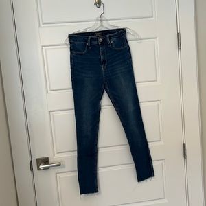 Abercrombie & Fitch High Rise Jean Legging